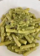 Ricetta Sedanini con crema di zucchine e salmone