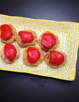 Ricetta Polpette di melanzane al forno con salsa di pomodoro di incucinacondadina