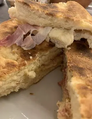 Ricetta Focaccia in padella  di Ricettedalsaporesemplice