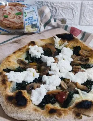 Ricetta Pizza spinaci e ricotta di Pasticciando