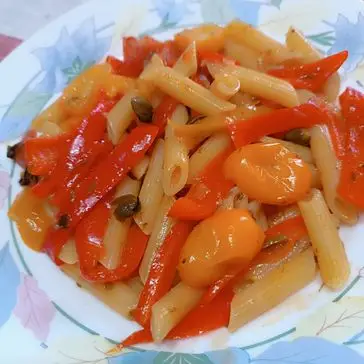 Ricetta Penne rigate con peperoni e pomodorini