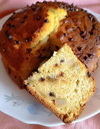 Ricetta Torta di ricotta con pere e gocce di cioccolato fondente. di nunziamarzocco