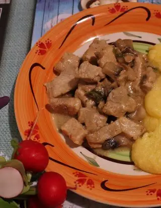 Ricetta Spezzatino di maiale al latte con la polenta. di Pietro66