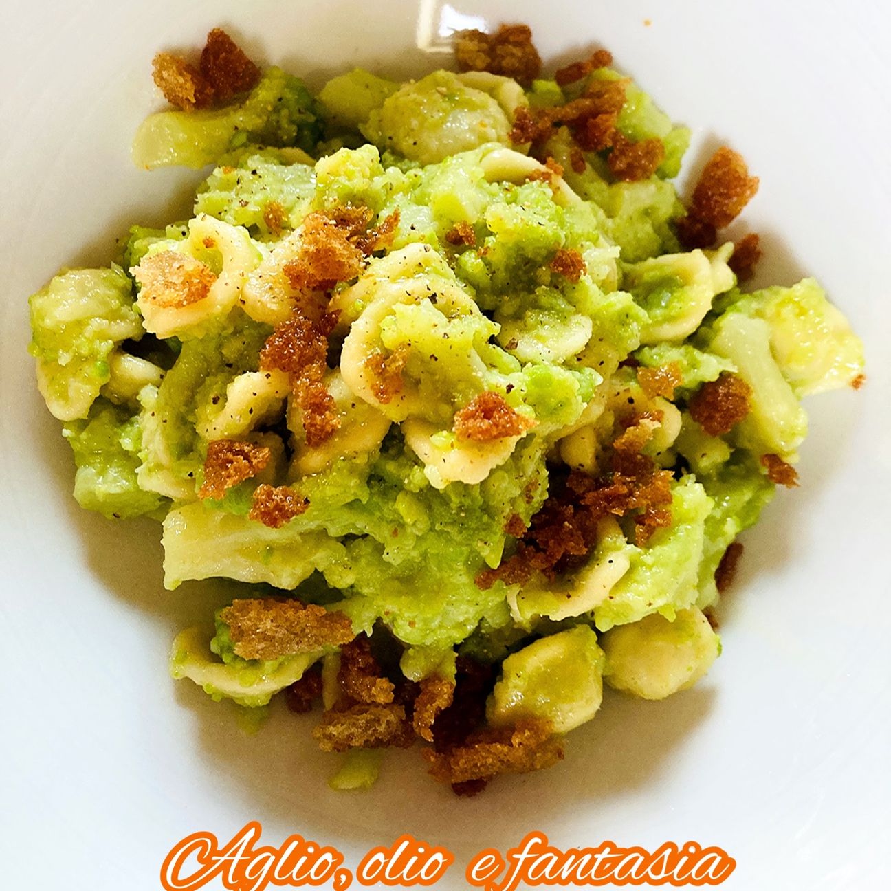 Orecchiette Cavolfiore verde Mollica fritta