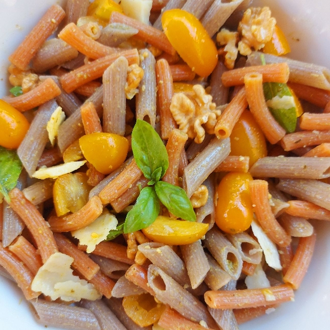 Pasta fredda al grano saraceno e lenticchie rosse