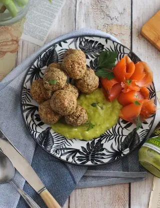 Ricetta Polpette di Pane, e Salsa Guacamole di ATavolaConWilli