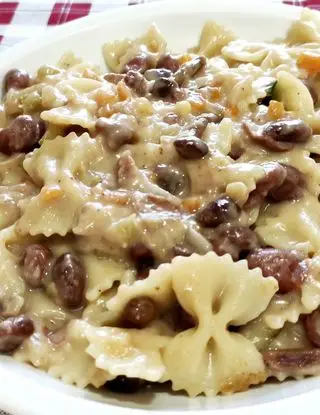 Ricetta Pasta con guanciale, fagioli borlotti, funghi chiodini e besciamella home made. di ilninotto