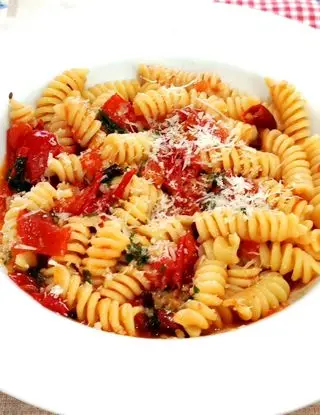 Ricetta Fusilli all' arrabbiata di ilninotto