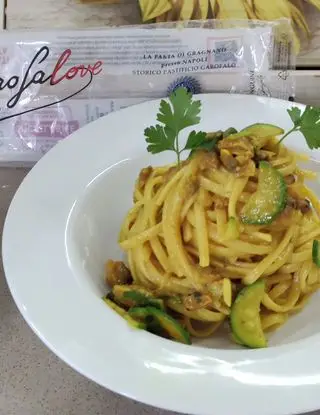 Ricetta Linguine Garofalo alle vongole con zucchine e zafferano indiano di ilninotto