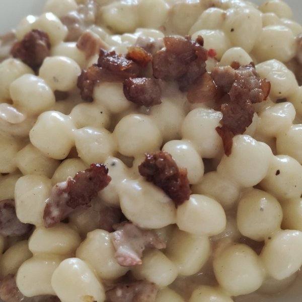 Gnocchetti con salsiccia e gorgonzola