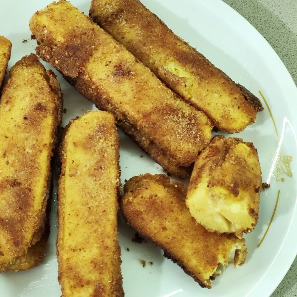 Bastoncini di polenta Valsugana ripieni di cheddar e prosciutto crudo
