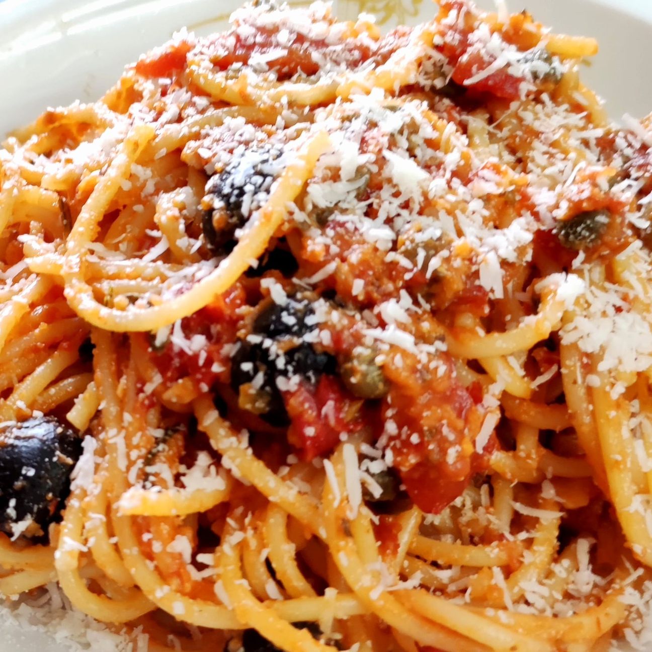 Spaghettoni all'assassino del mare