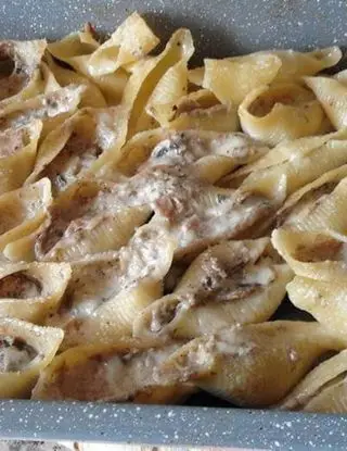 Ricetta Conchiglioni ripieni di ilninotto