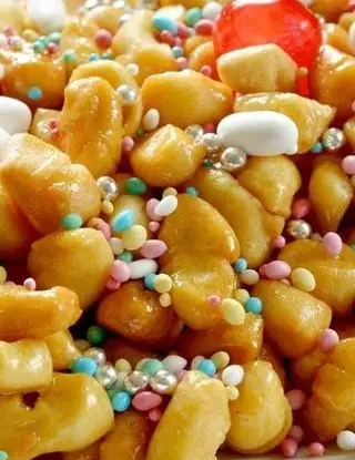 Ricetta I nostri Struffoli (ricetta classica napoletana) di ilninotto