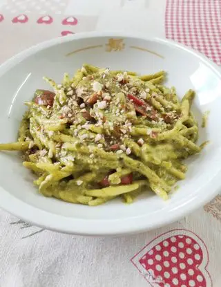 Ricetta Trofie al pesto di rucola arricchito di ilninotto