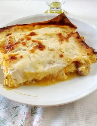 Copertina della ricetta Lasagna con zucca salsiccia e gorgonzola. di ilninotto