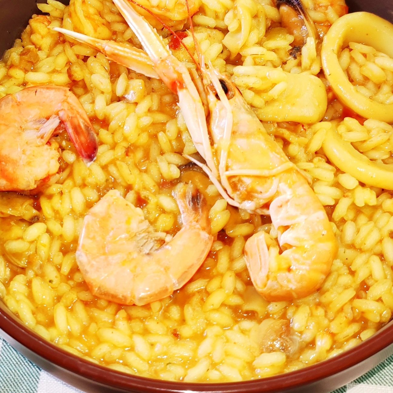 Paella de marisco a modo mio