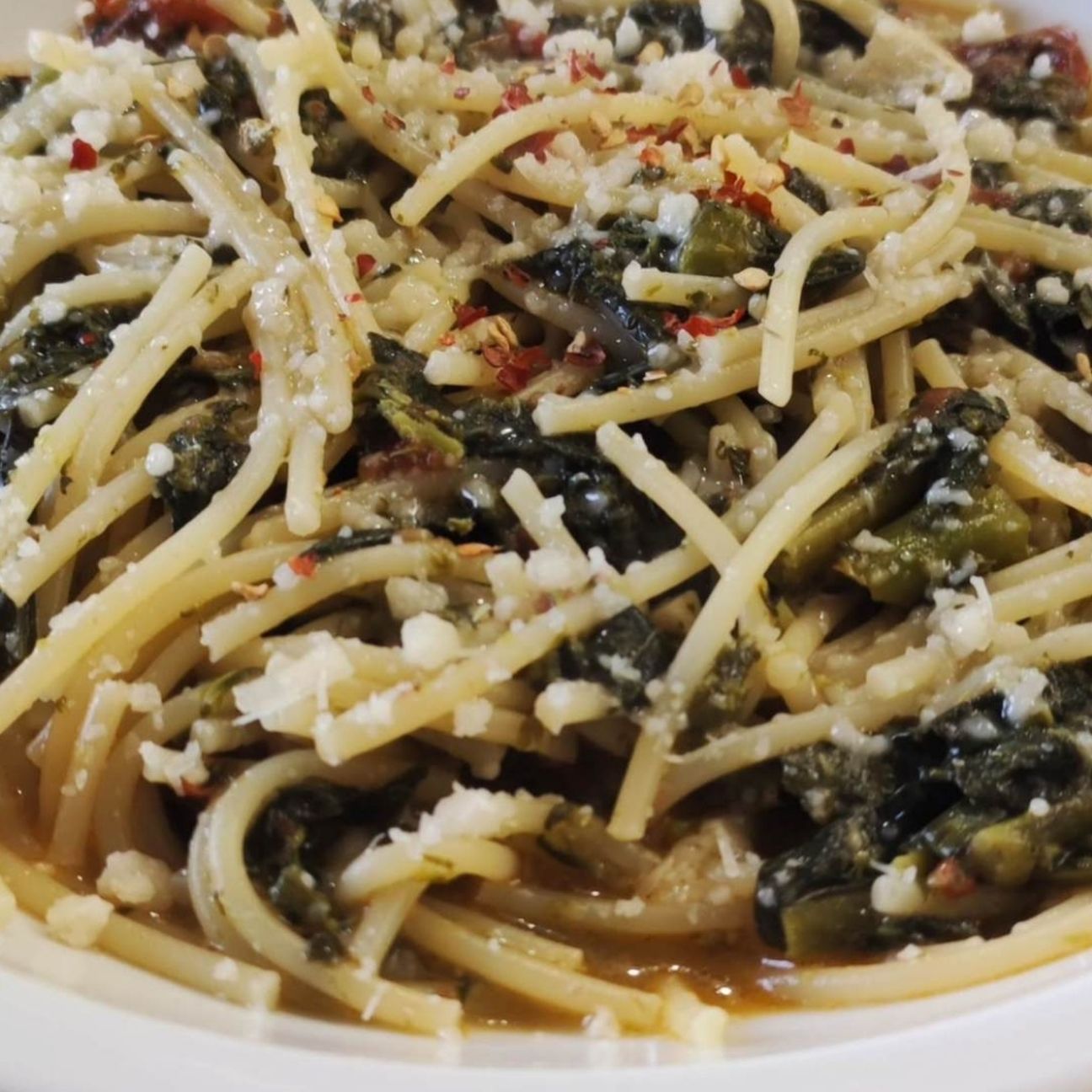 Spaghetti con broccolo nero