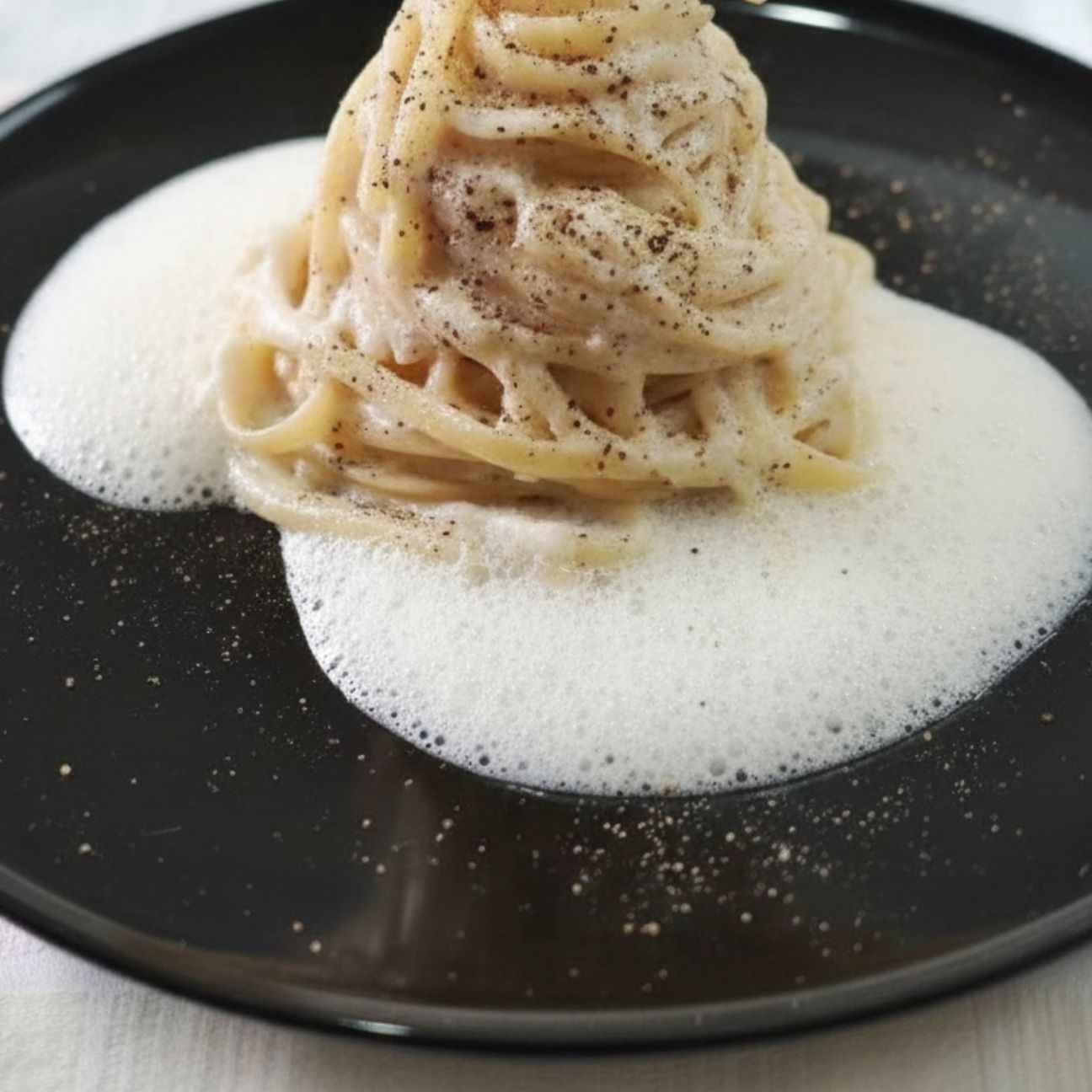 Linguine alla Alfredo.