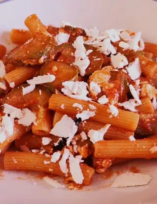 Ricetta Pasta al sugo, con zucchine e ricotta salata di ilninotto