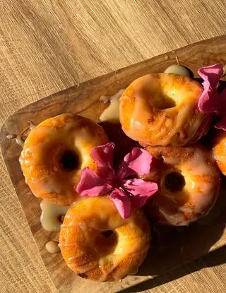 Ricetta Ciambelline yogurt e cioccolato bianco di irenepeluso.pastry