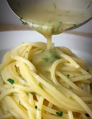 Ricetta Spaghetti con aglio olio e peperoncino di nereoferro