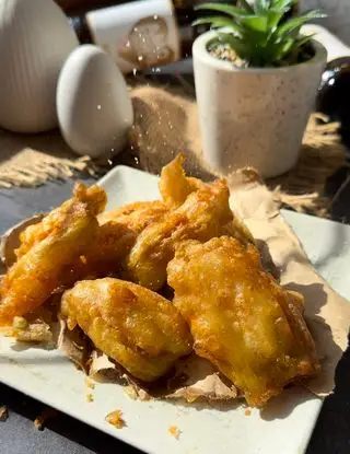 Ricetta FIORI DI ZUCCA IN PASTELLA di easyclarissa