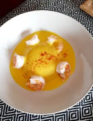 Ricetta Riso sotto la crema al curry con gamberi  di altropiatto