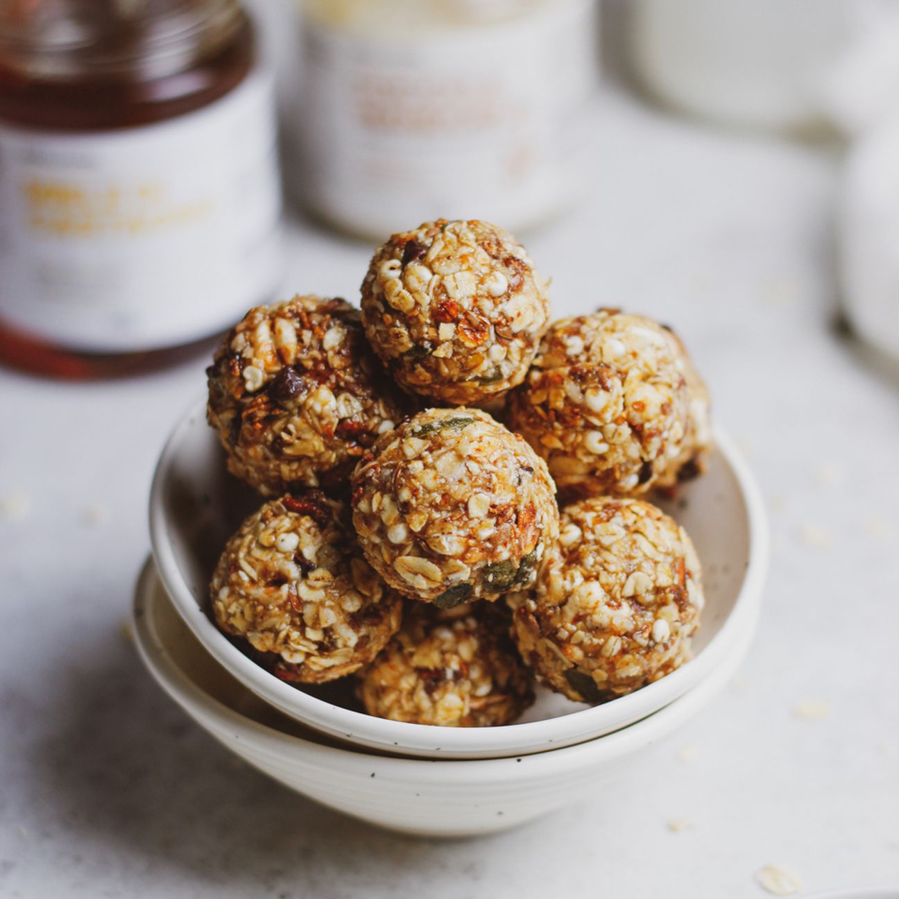 Protein ball mandorle, cocco e miele