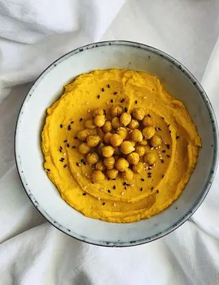Ricetta Hummus ceci, carote e curry di joy.tahinaemirtilli