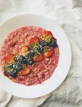 Ricetta Porridge alle Fragole di joy.tahinaemirtilli