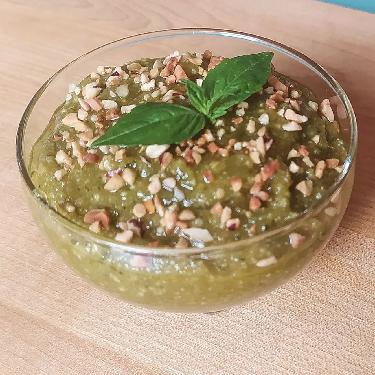 Pesto alle nocciole