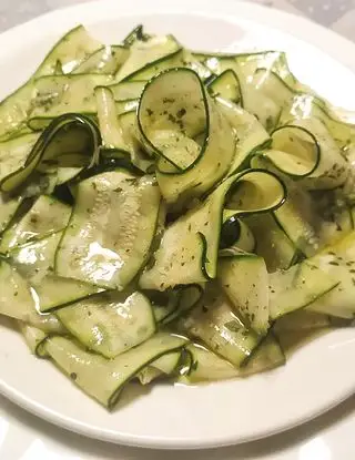 Ricetta Zucchine marinate crude  di LaGianna