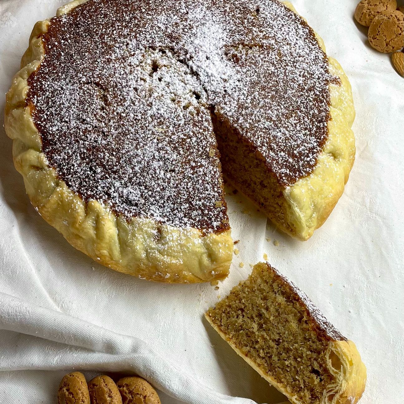 Torta amaretti e mandorle
