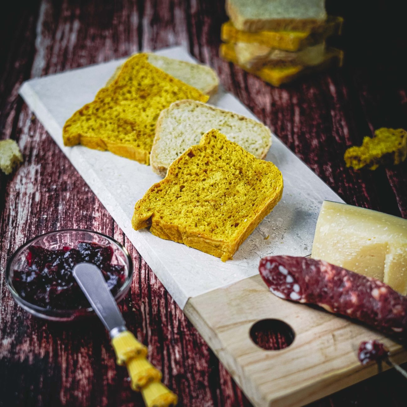 Pan bauletto alla curcuma