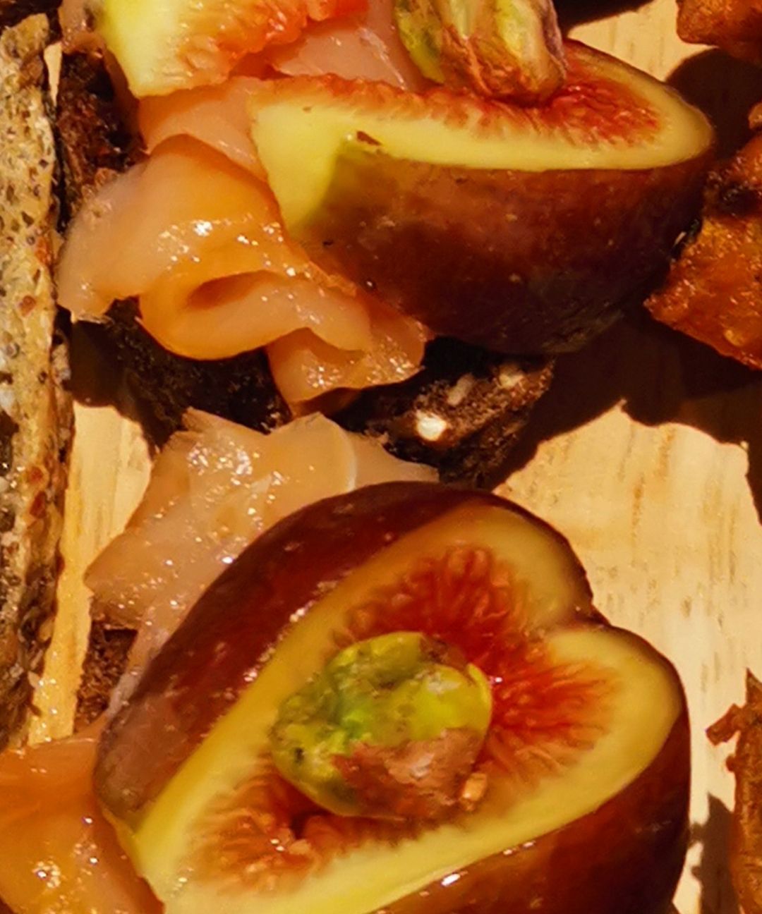 Bruschette saporite con fichi