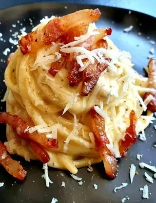 Ricetta Semplicemente Carbonara. di nicolacaty33