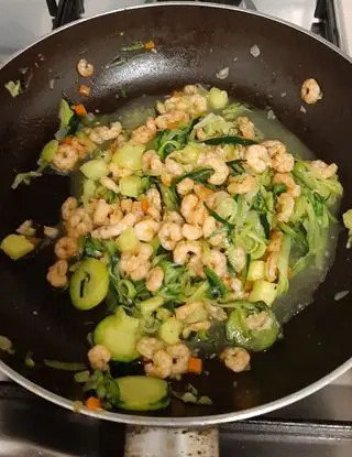 Ricetta Zucchine a Julien con gamberetti di Eleonoraeternasognatrice