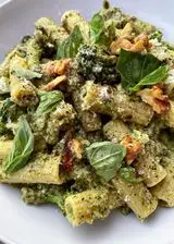 Ricetta Tortiglioni al pesto di broccoli e noci