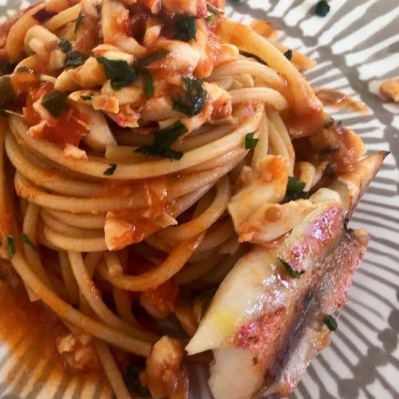 Spaghetti integrali con Triglia di scoglio