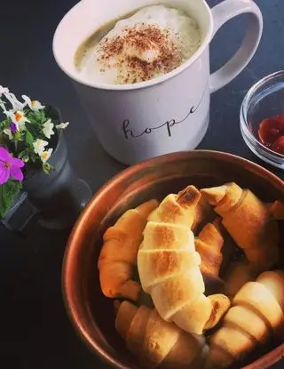 Ricetta Cornetti di pasta frolla al burro di lacucinasecondolabiffi