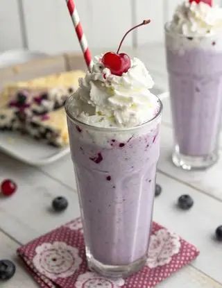 Ricetta Frappè ai Mirtilli di lacucinasecondolabiffi