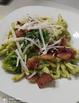 Ricetta Strozzapreti in crema di broccoli e guanciale croccante di nick79