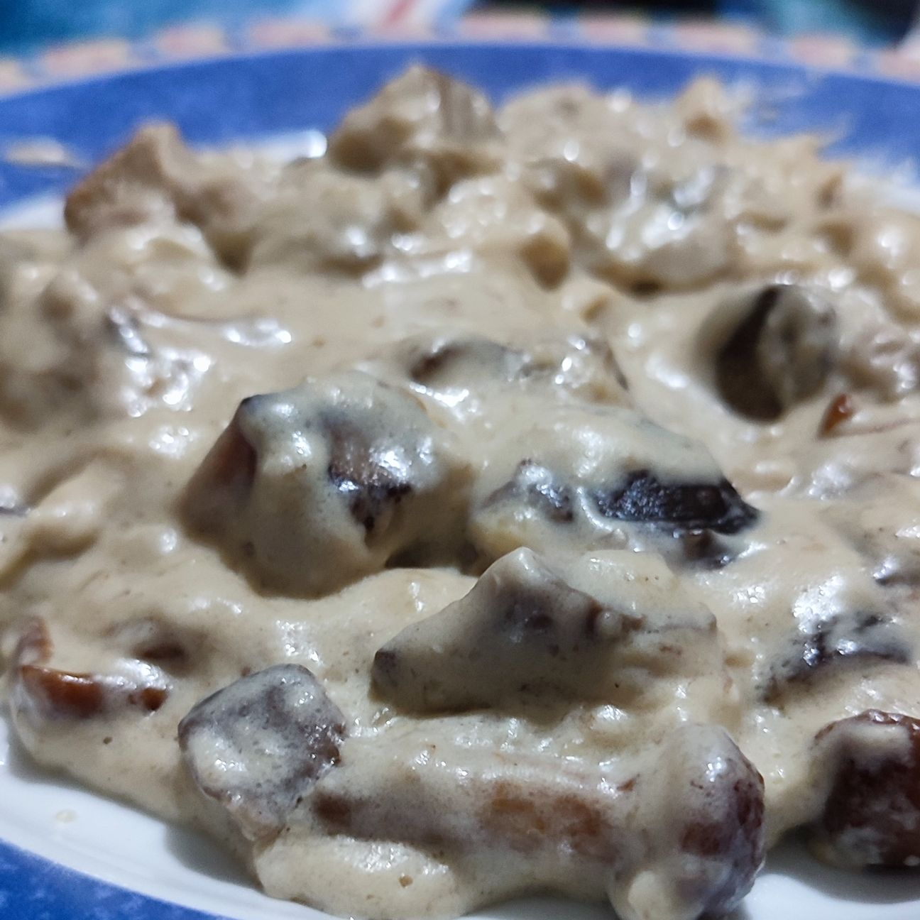 Scaloppine hai funghi porcini e panna cremose