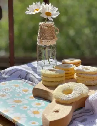 Ricetta Biscotti di frolla montata con farina di riso senza albumi. di Deliziealternative