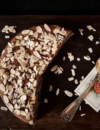 Ricetta Torta di grano saraceno e mandorle con confettura di frutti di bosco “ vegan e senza glutine” di Deliziealternative