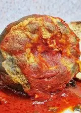 Ricetta Carciofi ripieni di salame e mozzarella al sugo di pomodoro