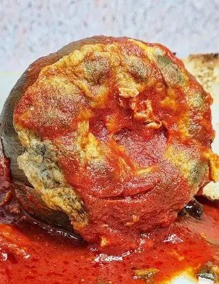 Ricetta Carciofi ripieni di salame e mozzarella al sugo di pomodoro di foodexcellence