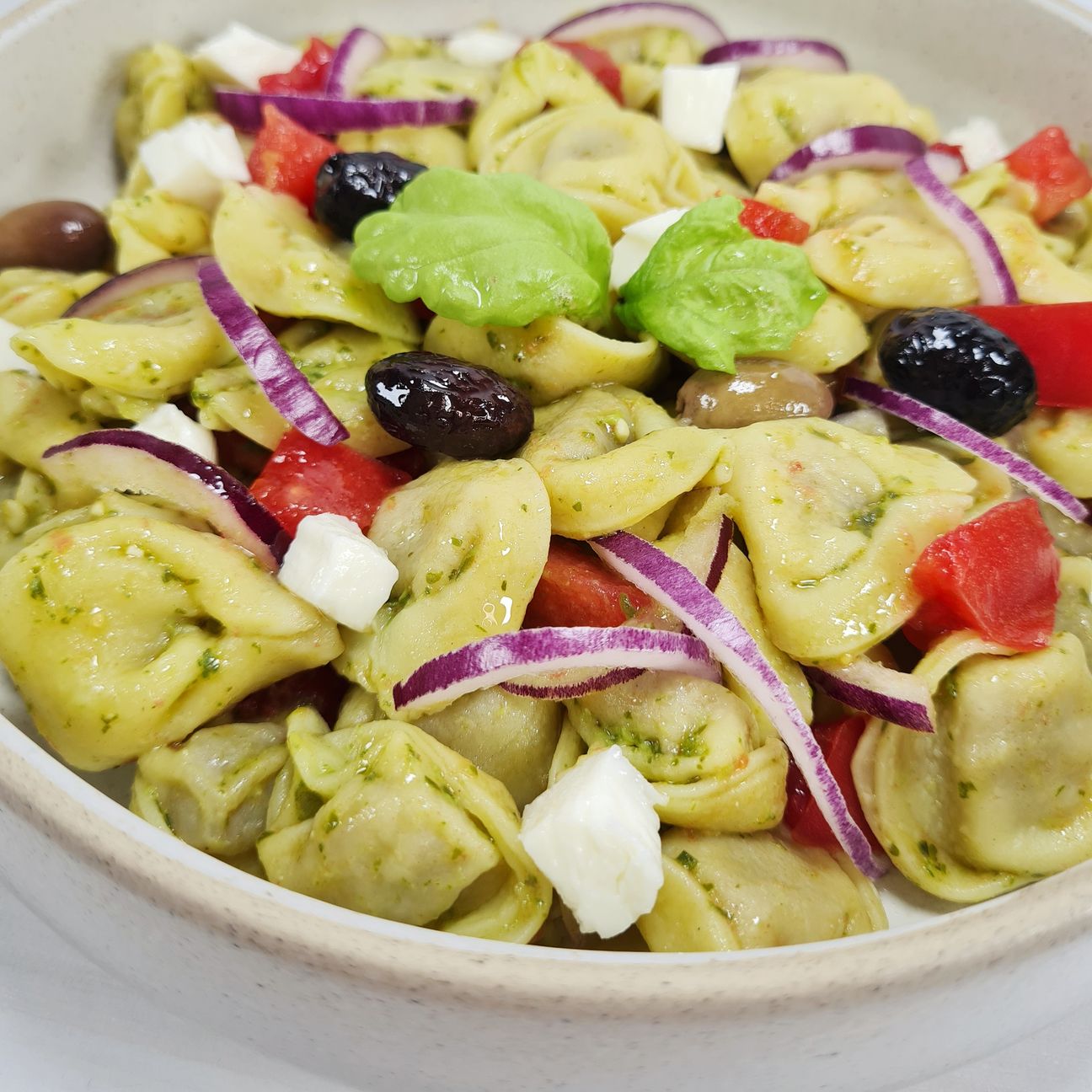 Insalata di tortelli (pasta)