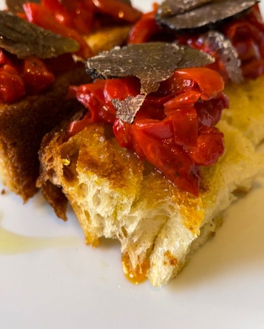 Bruschetta pepaina e tartufo